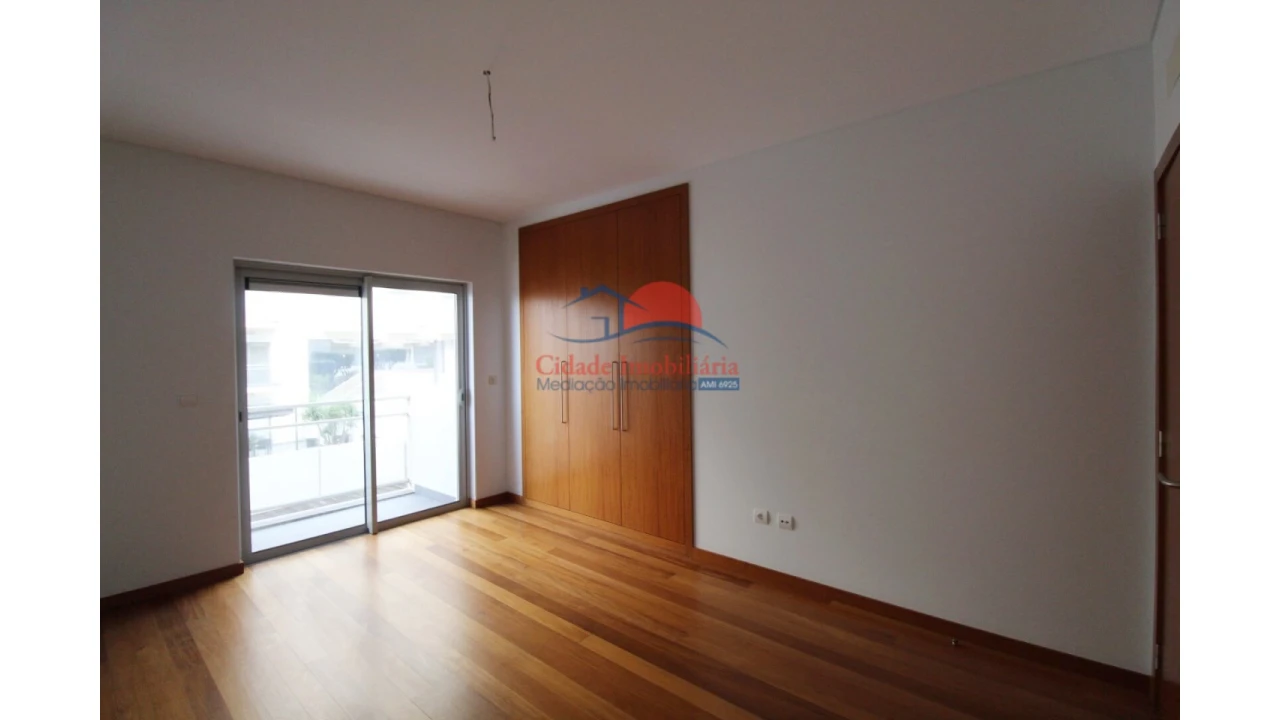 Apartamento T3 para Venda em São Martinho Foto 8