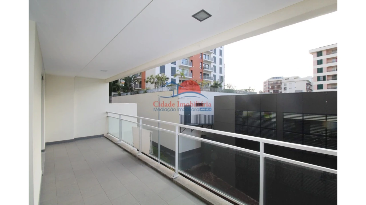 Apartamento T3 para Venda em São Martinho Foto 13
