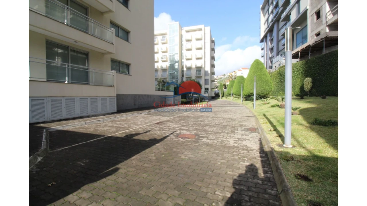 Apartamento T3 para Venda em São Martinho Foto 19