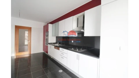Apartamento T3 para Venda em São Martinho
