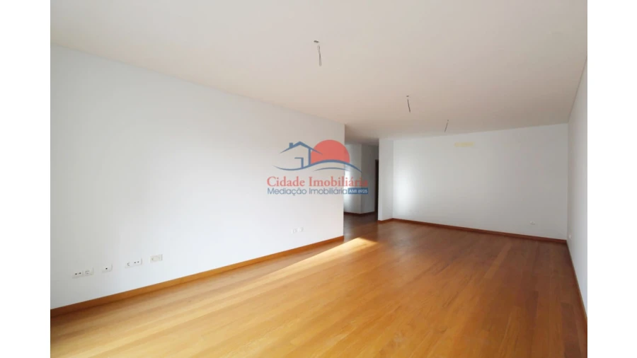 Apartamento T3 para Venda em São Martinho Foto 6