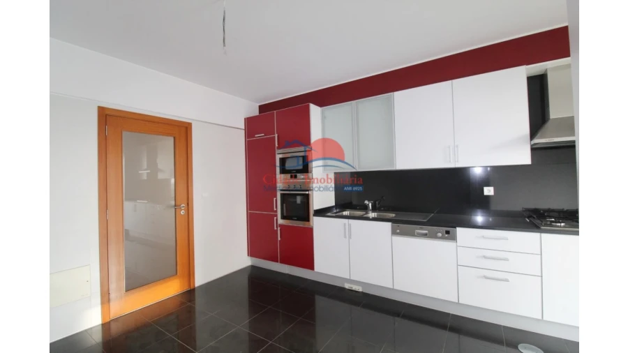 Apartamento T3 para Venda em São Martinho Foto 7