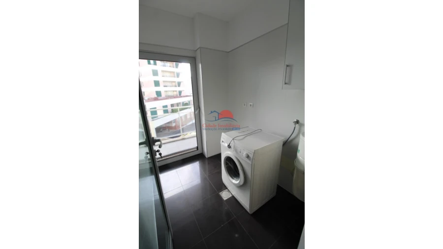Apartamento T3 para Venda em São Martinho Foto 10