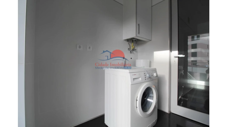 Apartamento T3 para Venda em São Martinho Foto 11