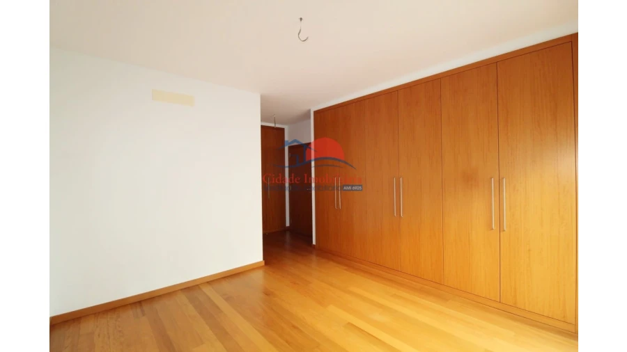 Apartamento T3 para Venda em São Martinho Foto 15