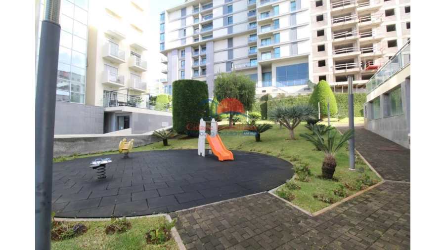 Apartamento T3 para Venda em São Martinho Foto 24
