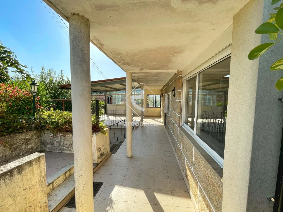 Moradia T4 para Venda em Couto Foto 5