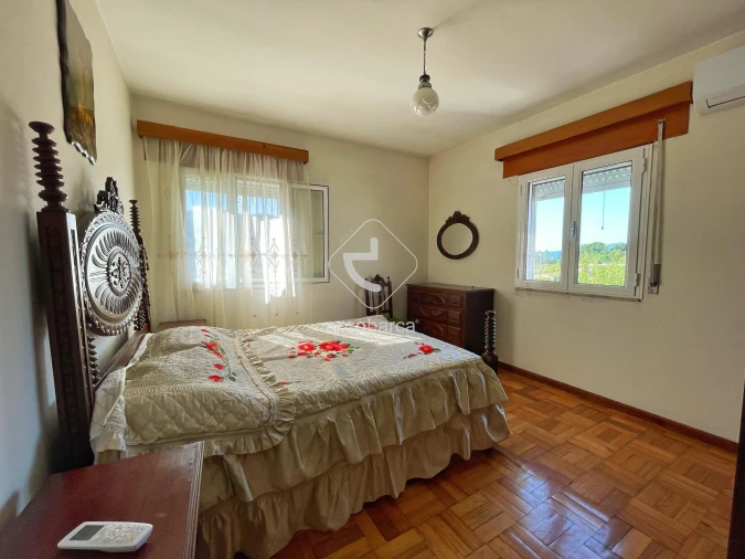 Moradia T4 para Venda em Couto Foto 20