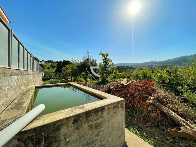 Moradia T4 para Venda em Couto Foto 30