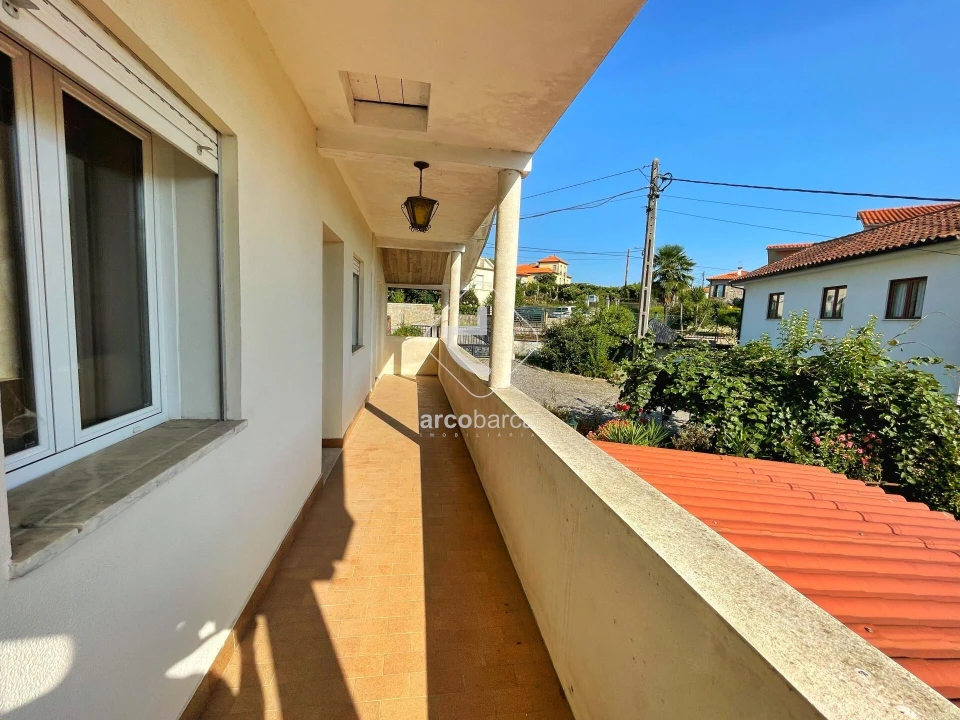 Moradia T4 para Venda em Couto Foto 23