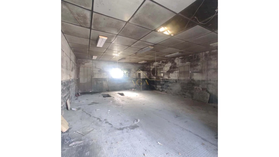 Prédio para Venda em Castêlo da Maia Foto 2