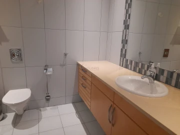 Moradia T4 para Venda em Quarteira
