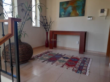 Moradia T4 para Venda em Quarteira