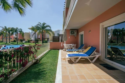 Apartamento T2 para Arrendamento férias em Quarteira