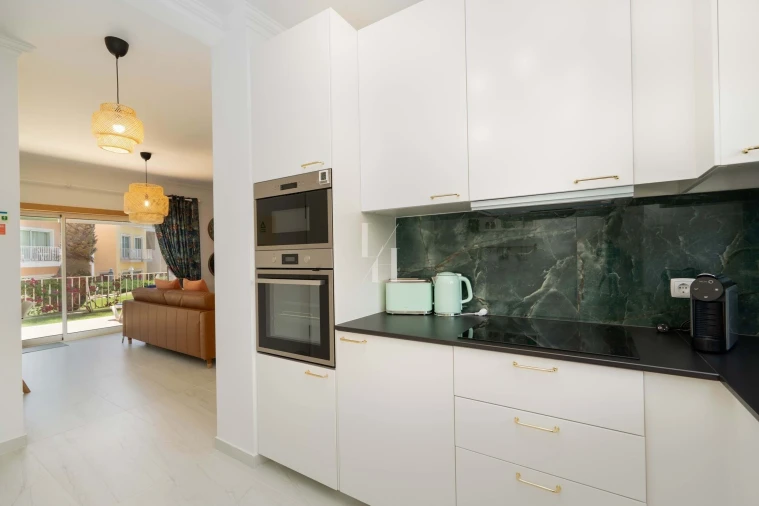 Apartamento T2 para Arrendamento férias em Quarteira Foto 7