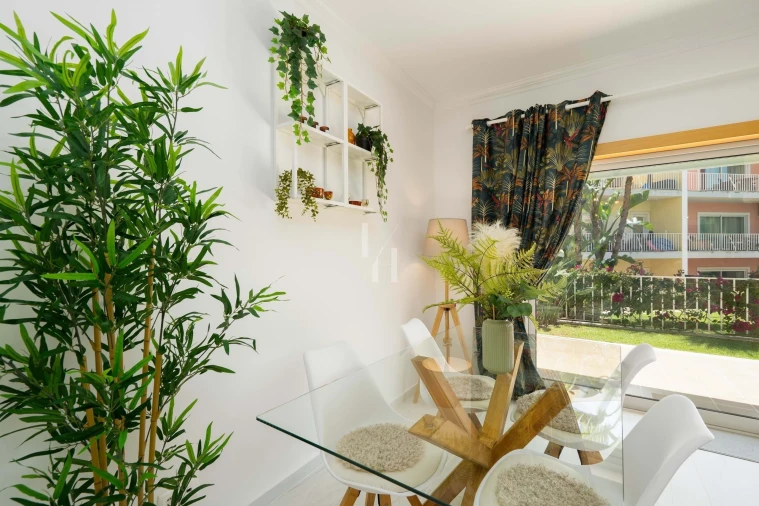 Apartamento T2 para Arrendamento férias em Quarteira Foto 29