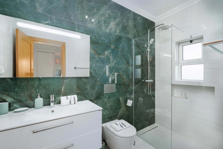 Apartamento T2 para Arrendamento férias em Quarteira Foto 12