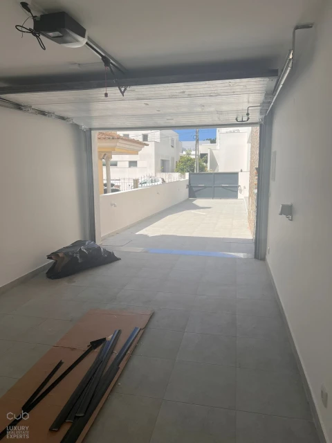 Moradia T4 para Venda em Corroios
