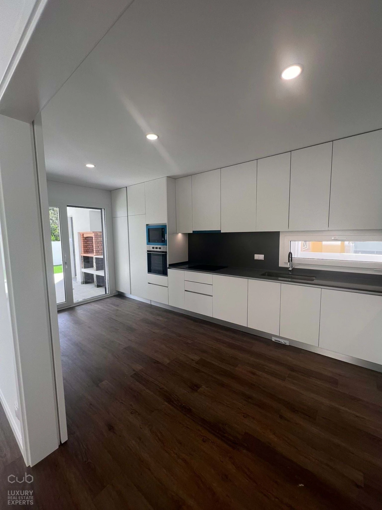 Moradia T4 para Venda em Corroios Foto 4