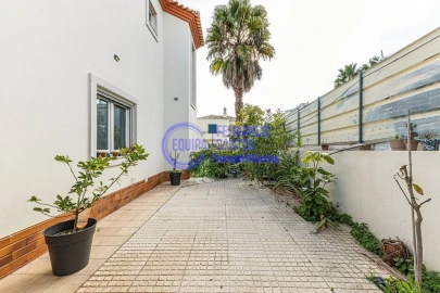 Moradia T4 para Venda em Silves