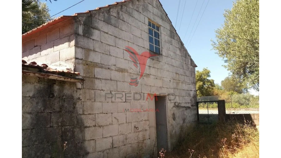 Terreno para Venda em Vila Cortes da Serra Foto 1
