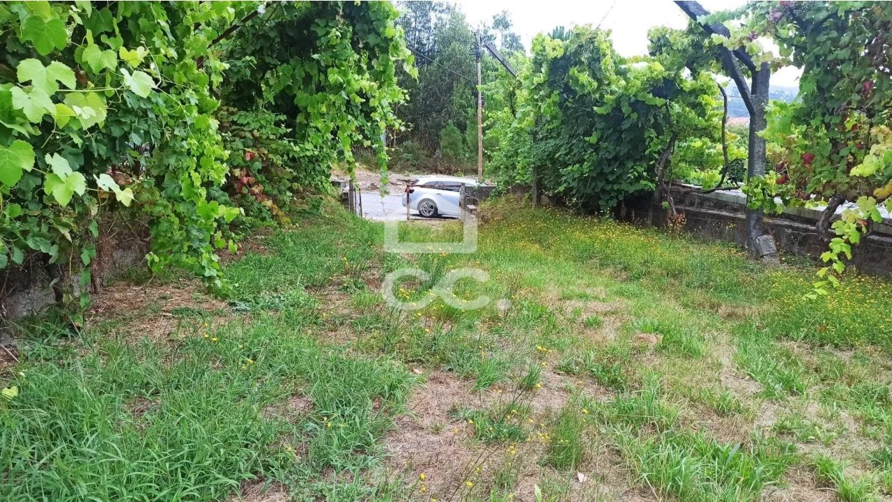 Terreno para Venda em Estorãos Foto 2