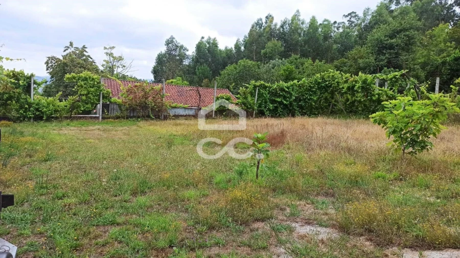 Terreno para Venda em Estorãos Foto 4