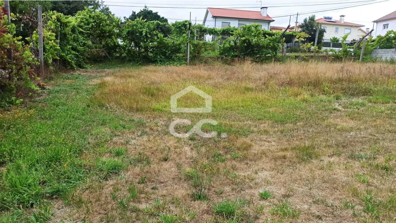 Terreno para Venda em Estorãos Foto 6