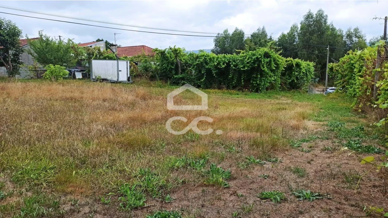 Terreno para Venda em Estorãos Foto 7