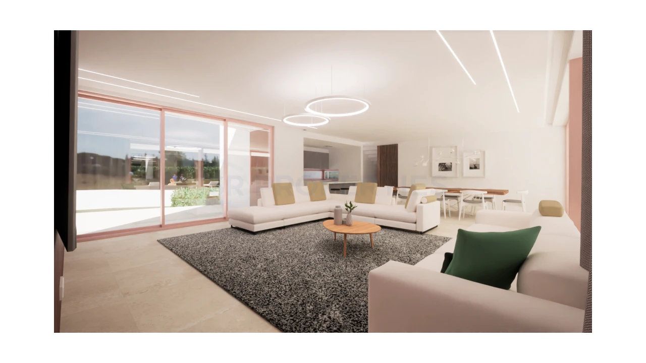 Moradia T4 para Venda em Quarteira Foto 1