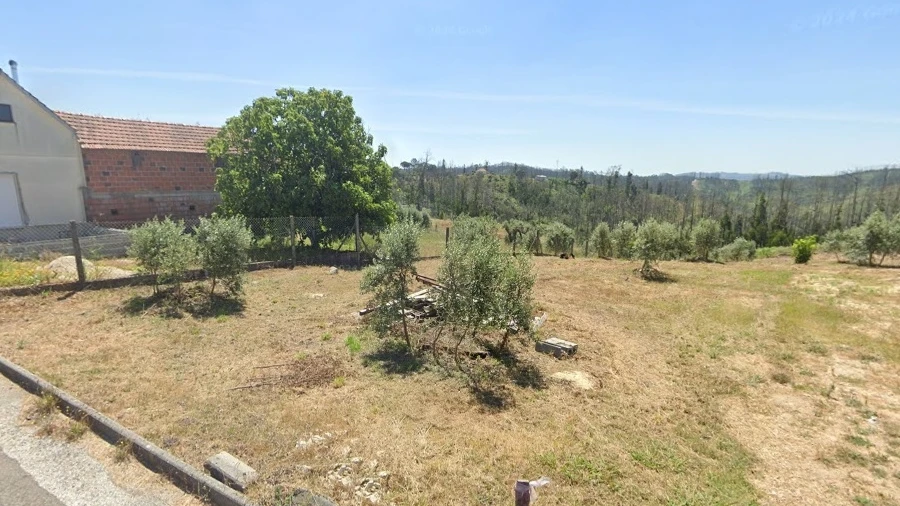 Terreno para Venda em Colmeias e Memória