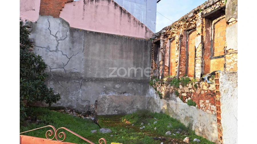 Terreno para Venda em Mira de Aire Foto 4
