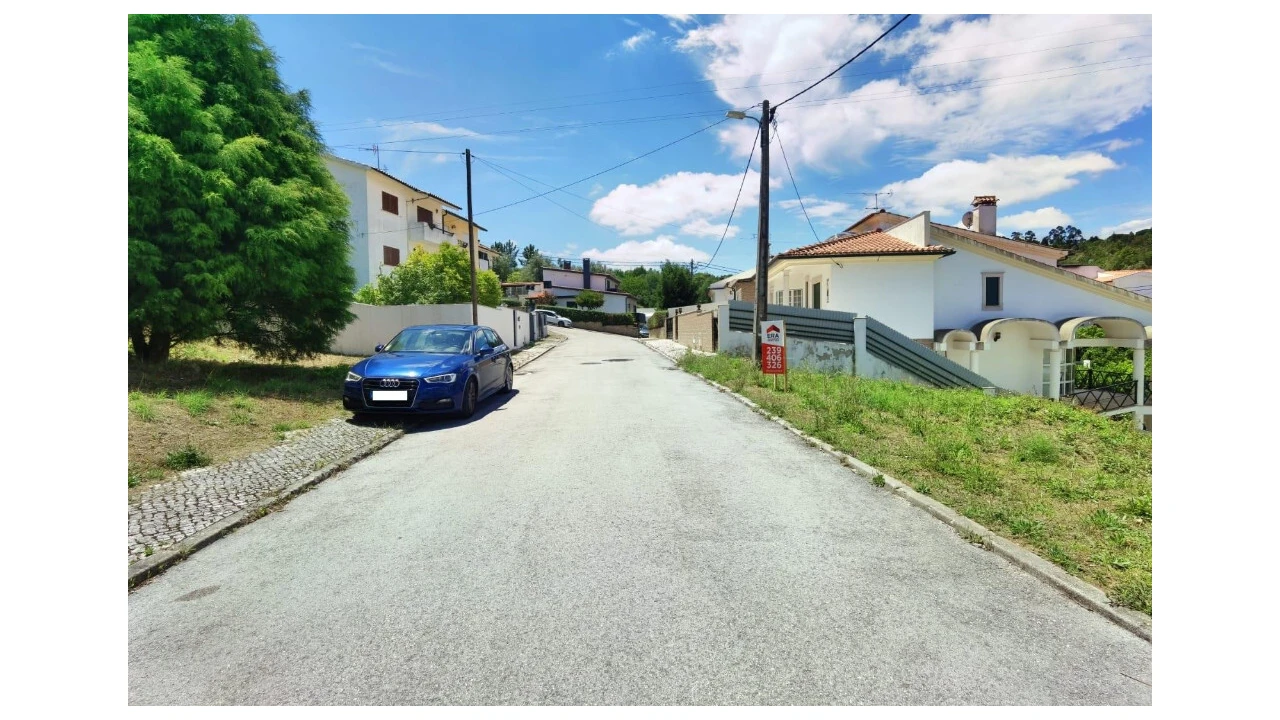 Terreno para Venda em Assafarge e Antanhol Foto 1