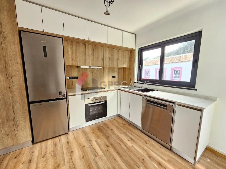 Moradia T2 para Venda em Biscoitos Foto 8