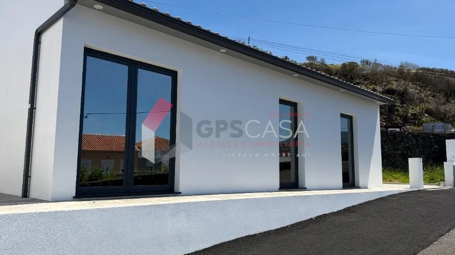 Moradia T2 para Venda em Biscoitos