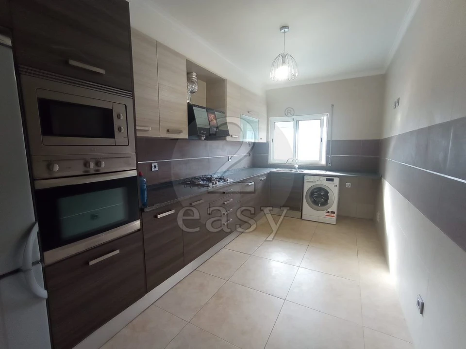 Apartamento T3 para Venda em Santiago do Cacém, Santa Cruz e São Bartolomeu da Serra Foto 9