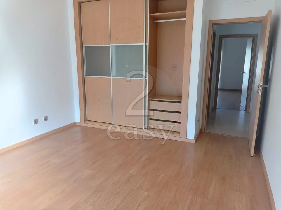 Apartamento T3 para Venda em Santiago do Cacém, Santa Cruz e São Bartolomeu da Serra Foto 8