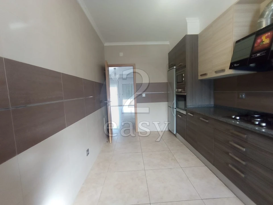 Apartamento T3 para Venda em Santiago do Cacém, Santa Cruz e São Bartolomeu da Serra Foto 6