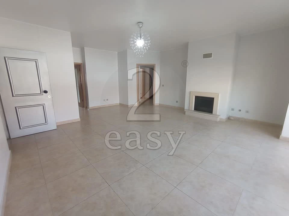 Apartamento T3 para Venda em Santiago do Cacém, Santa Cruz e São Bartolomeu da Serra Foto 1