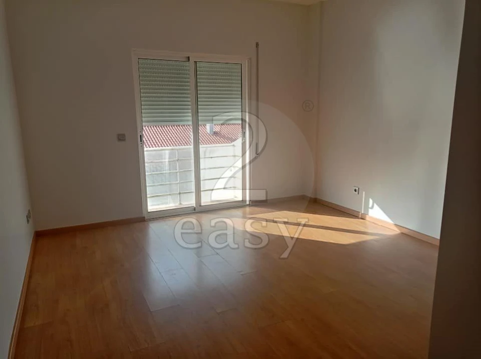 Apartamento T3 para Venda em Santiago do Cacém, Santa Cruz e São Bartolomeu da Serra Foto 13