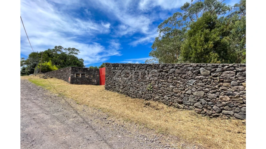 Terreno para Venda em Fenais da Luz Foto 7