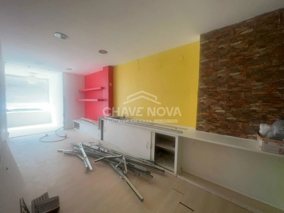 Loja para Venda em Aguçadoura e Navais Foto 7