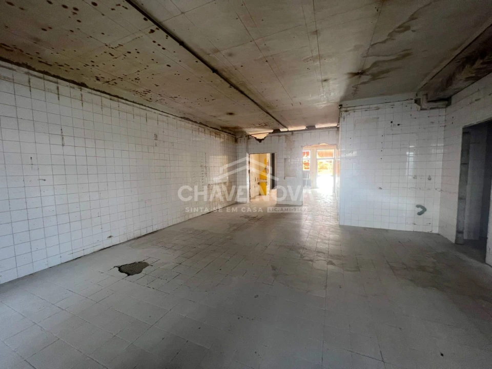 Loja para Venda em Aguçadoura e Navais Foto 8