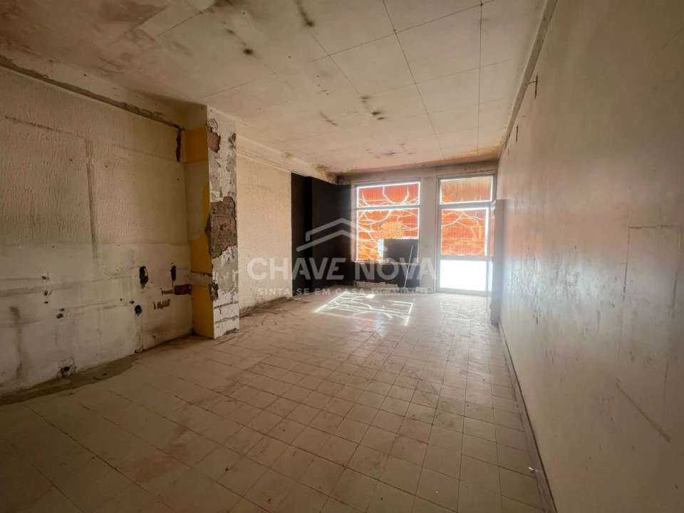 Loja para Venda em Aguçadoura e Navais Foto 14