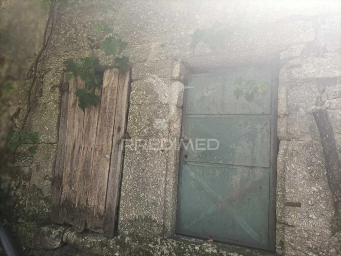 Moradia T4 para Venda em Guilhofrei Foto 7