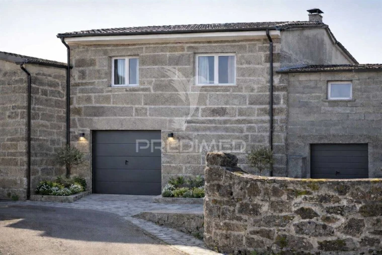 Moradia T4 para Venda em Guilhofrei Foto 1