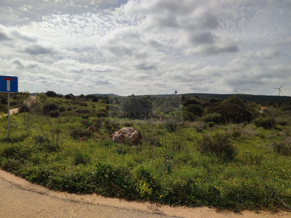 Terreno para Venda em Lagos (São Sebastião e Santa Maria) Foto 5