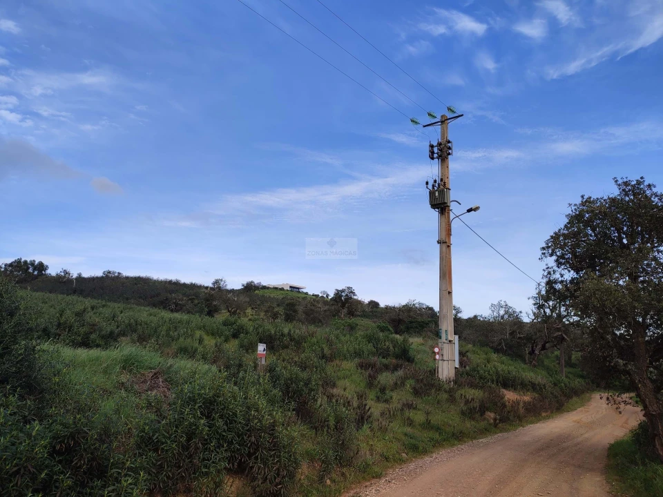 Terreno para Venda em Lagos (São Sebastião e Santa Maria) Foto 5
