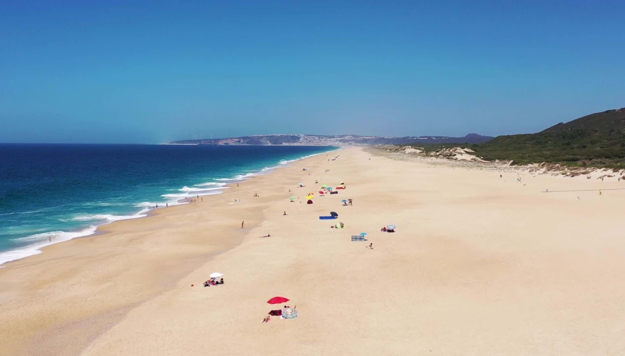 Moradia T3 para Venda em Nazare Foto 14
