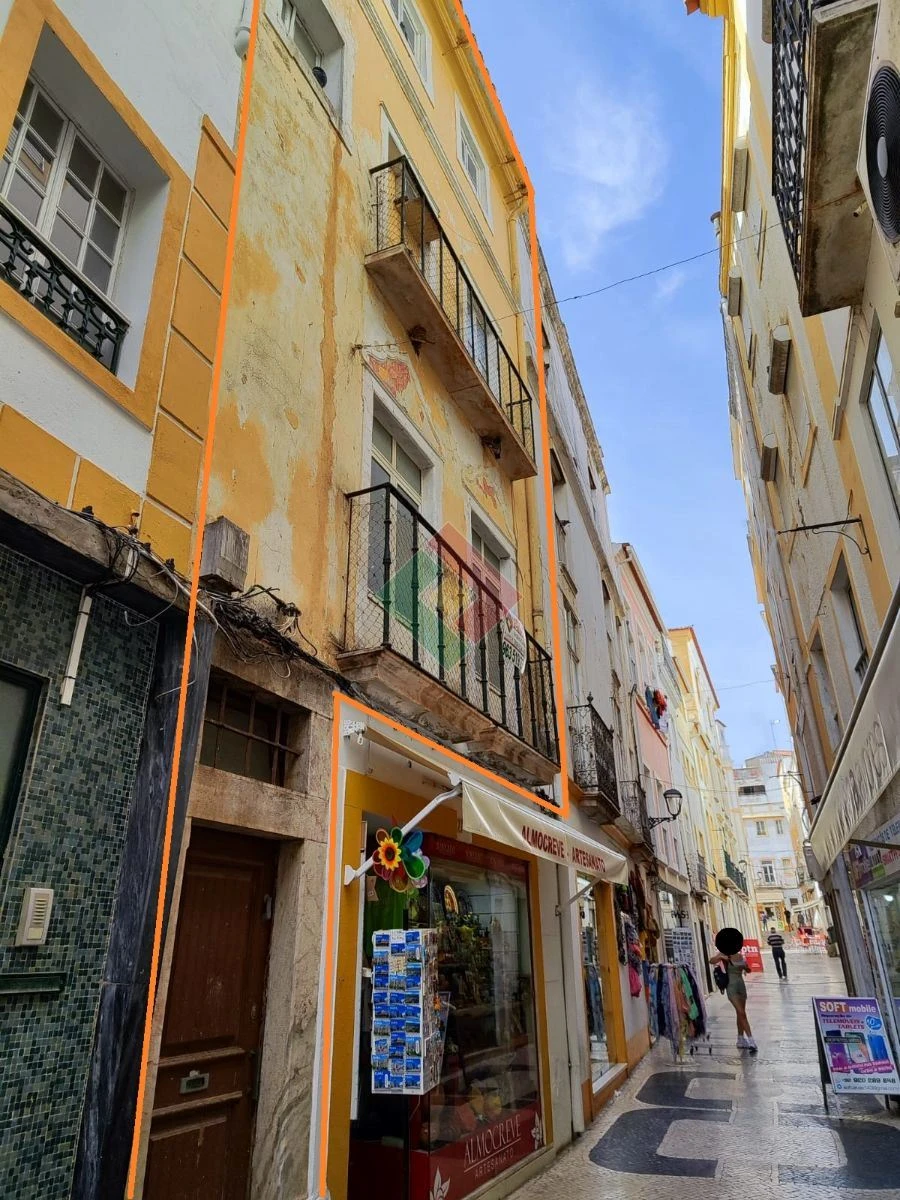 Moradia T6 para Venda em Caia, São Pedro e Alcáçova Foto 1